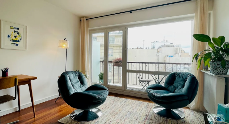 appartement en cabinet de psychothérapie accueillant à Paris