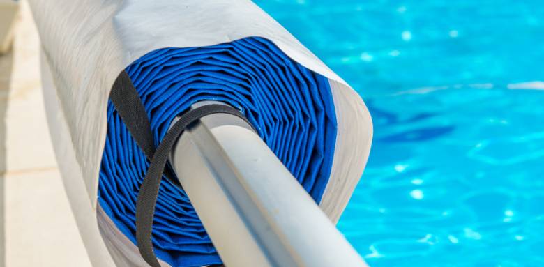 Hivernage aménagement extérieur avec protection de piscine - Cholet 49