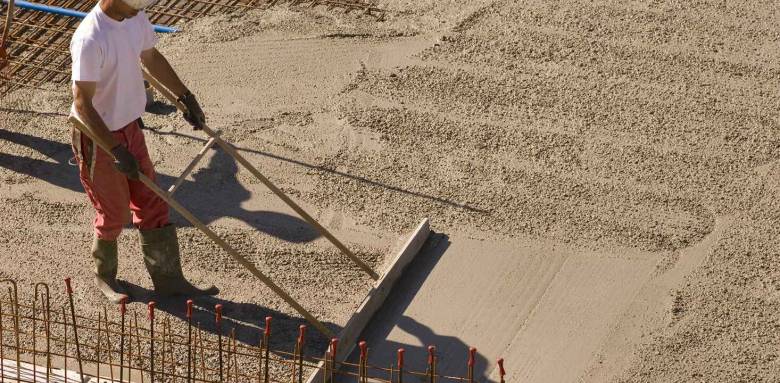 Nettoyage d'une Parcelle pour Construction d'un Pavillon à Monsang sur Orges en Essonne