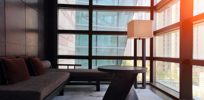 Terrasse fermée par verrières