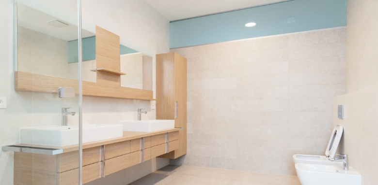 Agrandir sa salle de bain avec du carrelage Blain