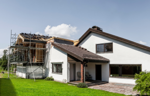 Surélévation de maison : tout savoir sur la hauteur maximale autorisée