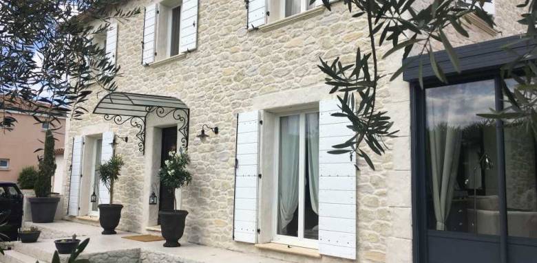 rénovation façade en pierre et nouvelles menuiseries