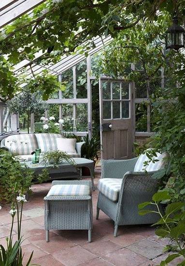 Comment aménager une véranda en jardin d'hiver - Rochefort 17