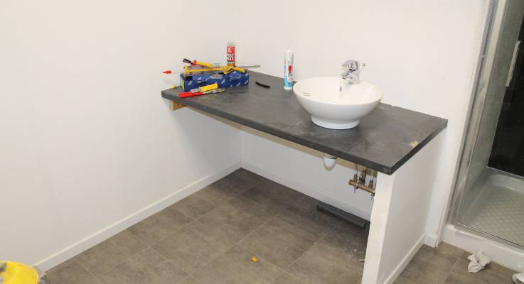 Salle de bain en cours de travaux