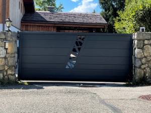 Portail coulissant autoportant 