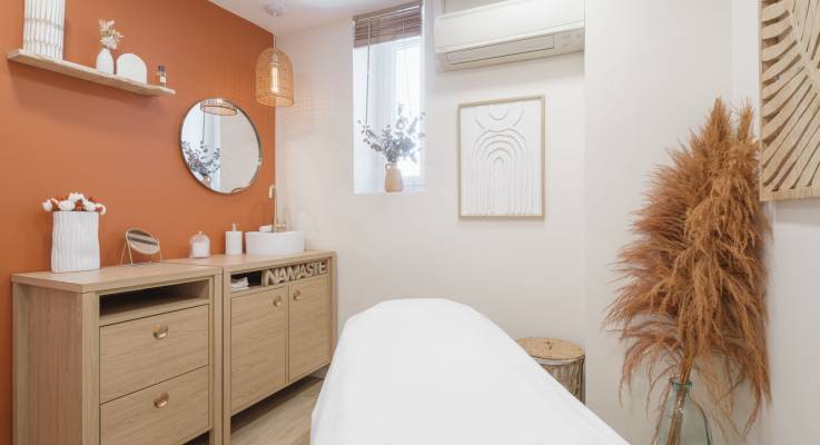 Rénovation et aménagement d’un institut de beauté à Aigrefeuille-sur-Maine (44140) - espace eau et soins