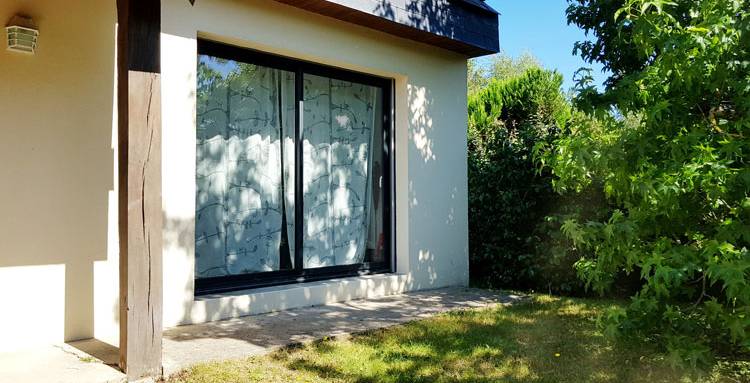 Remplacement d'une baie vitrée bois par baie vitrée PVC