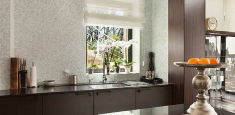 Tapisserie dans la cuisine 