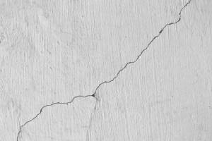 Comment prévenir les fissures après une surélévation ?
