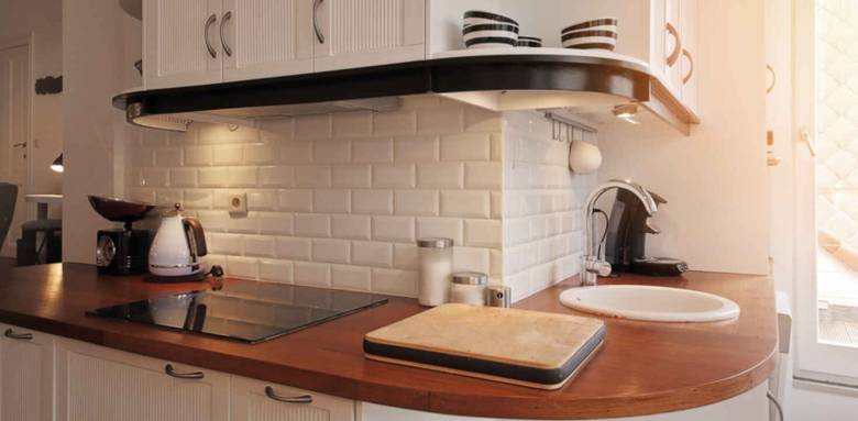 Une petite cuisine fonctionnelle et esthétique - rénovation cuisine - Paris