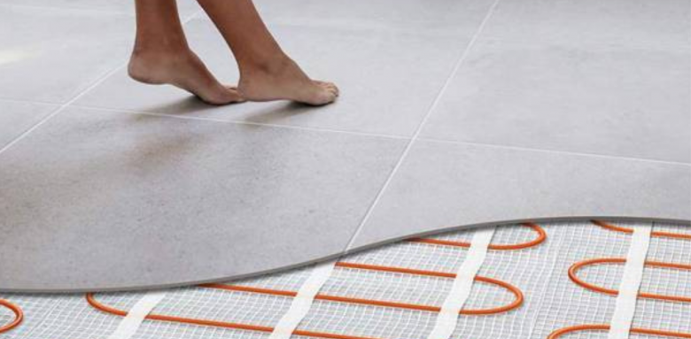Planchers chauffants : un confort pour votre salle de bain