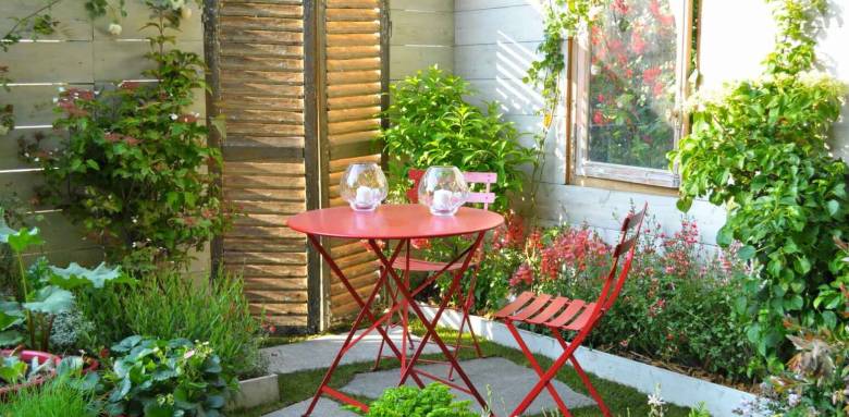 jardin de ville coin terrasse