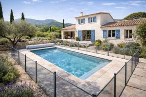 Réglementation construction de piscine - Solliès-Toucas 83