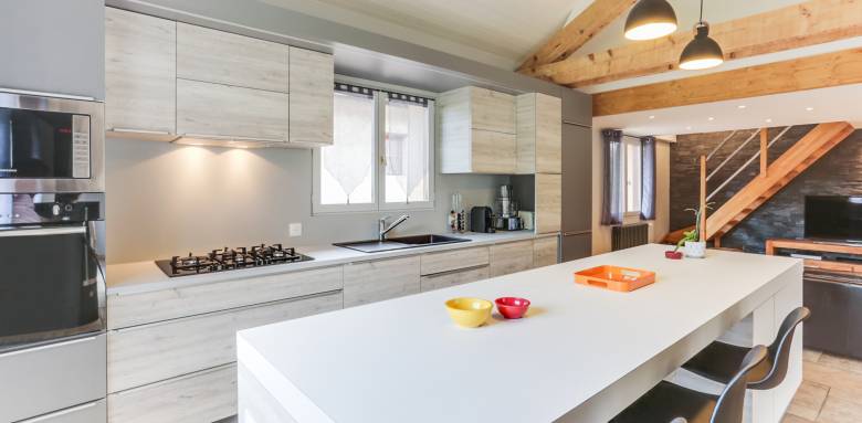 Cuisine ouverte sur le salon séjour