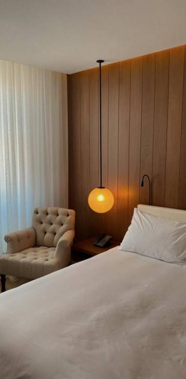 Une chambre bien isolée avec La Maison Des Travaux Bruz