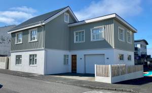 garage attenant ou independant