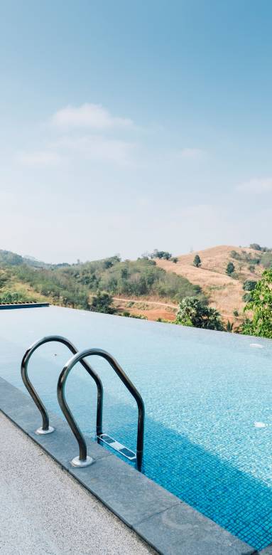 Construction d'une piscine enterrée à débordement - Valence 26