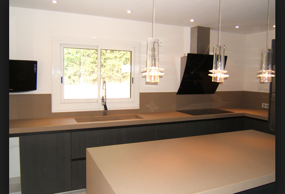 Plan de travail en béton ciré