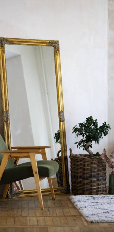 Décoration de salon avec miroir en pied - Cholet 49