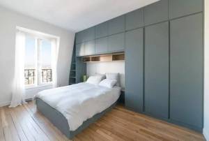 Placard sur mesure à Biarritz : comment gagner de vrais espaces de rangement sans agrandir votre logement ?
