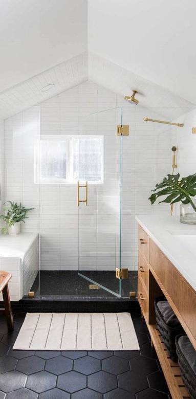 Salle de bain aménagée dans les combles - Bouc-Bel-Air-13