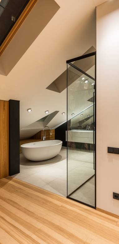 Salle de bains sous combles