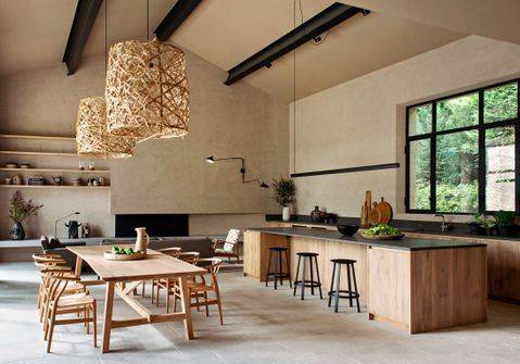 Rénovation de mas avec grand volume intérieur - Bouc-Bel-Air 13