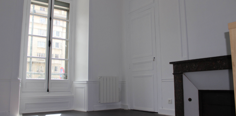 5 solutions pour améliorer l'isolation phonique d'un appartement