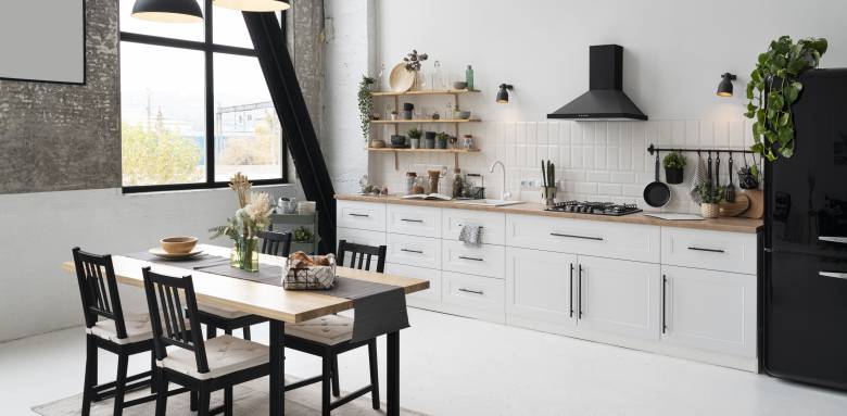 Aménagement de loft moderne avec grande cuisine - Nantes 44