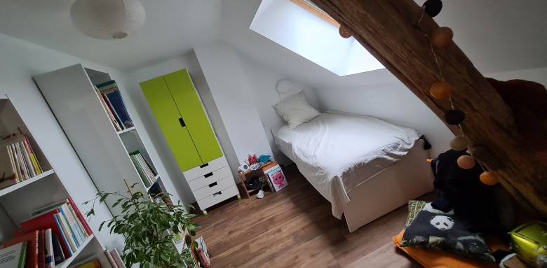 Chambre d'enfant sous combles
