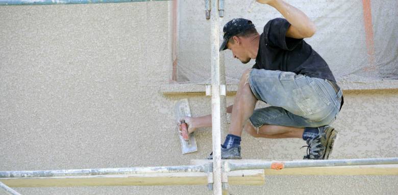 Ravalement de façade - pose de crépi -