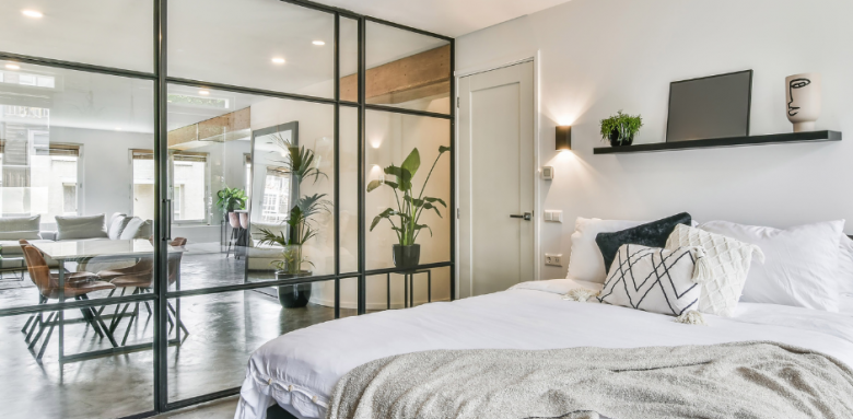 Coin chambre avec Verrière d'atelier