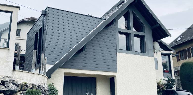 Bardage en composite, dans le Grésivaudan