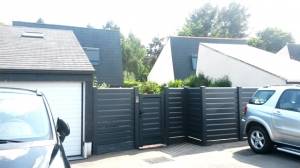 portail et portillon en zone pavillonnaire