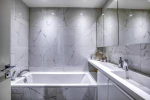 Styles de design pour votre salle de bains à Saint-Cloud