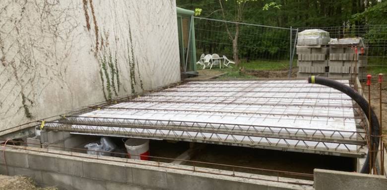 Plancher bas isolant poutrelles - hourdis polystyrène sur vide-sanitaire