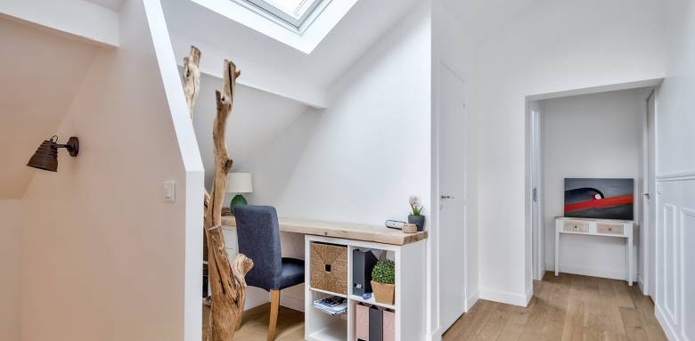 Aménager un bureau sous ses combles