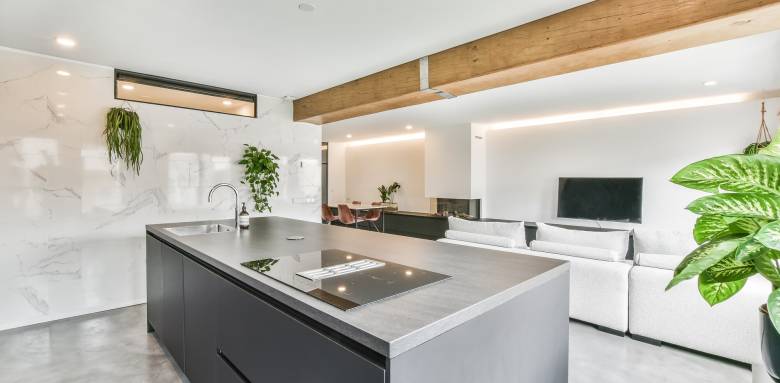 Plan de travail de cuisine en pierre naturelle - Nantes 44