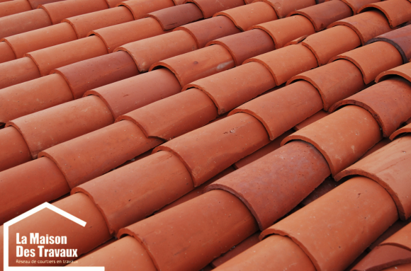 Nettoyage d'une toiture en tuile canal