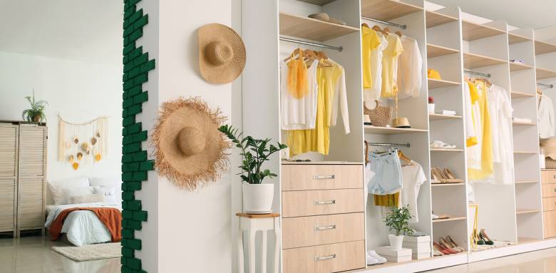 Dressing sur-mesure dans votre chambre à Deauville