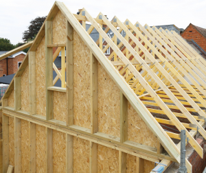 Rénover une charpente à Poissy