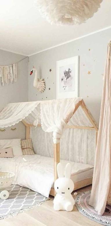 Aménagement chambre d'enfant, lit à baldaquin - Nantes 44