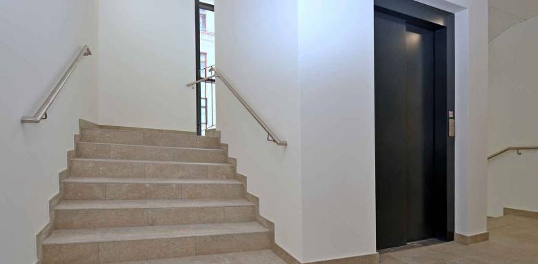 Créer un escalier en béton chez soi pour plus de modernité