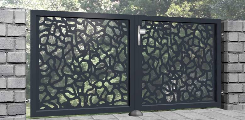 Portail acier ajouré