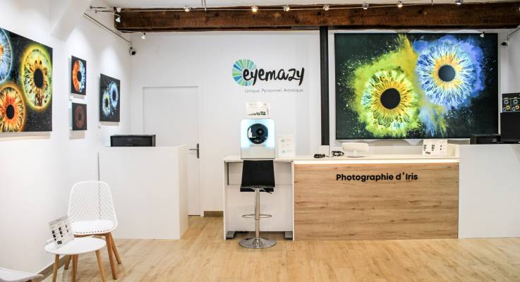 Comptoir sur mesure avec plan de travail en Dekton