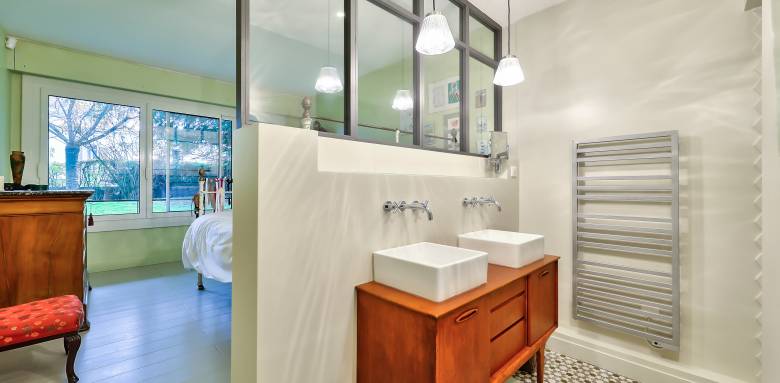 Solutions Écologiques pour Votre Salle de Bains à Saint-Cloud