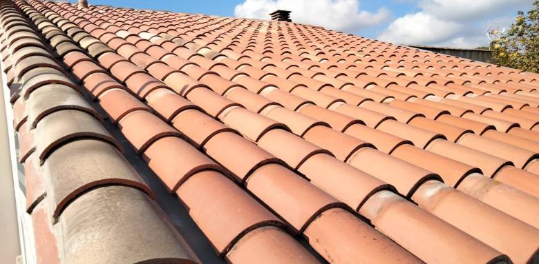 Erreurs à éviter dans la rénovation de toiture La Maison Des Travaux Nîmes