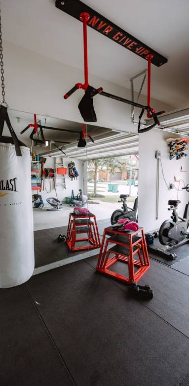 Salle de sport aménagée