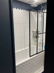 Focus sur la plomberie et l'électricité à Sèvres